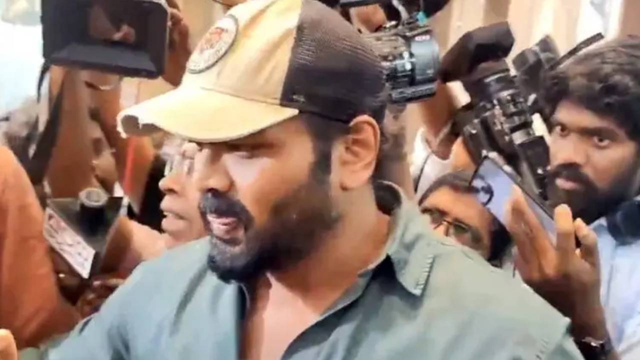 Manchu Manoj: గేట్లు బద్దలు కొట్టుకుని మోహన్ బాబు నివాసంలోకి దూసుకెళ్లిన మనోజ్