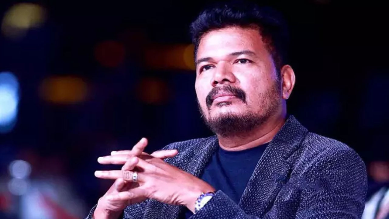 Shankar Daughter : నాన్న సినిమాకి పోటీగా రంగంలోకి శంకర్ కూతురు..