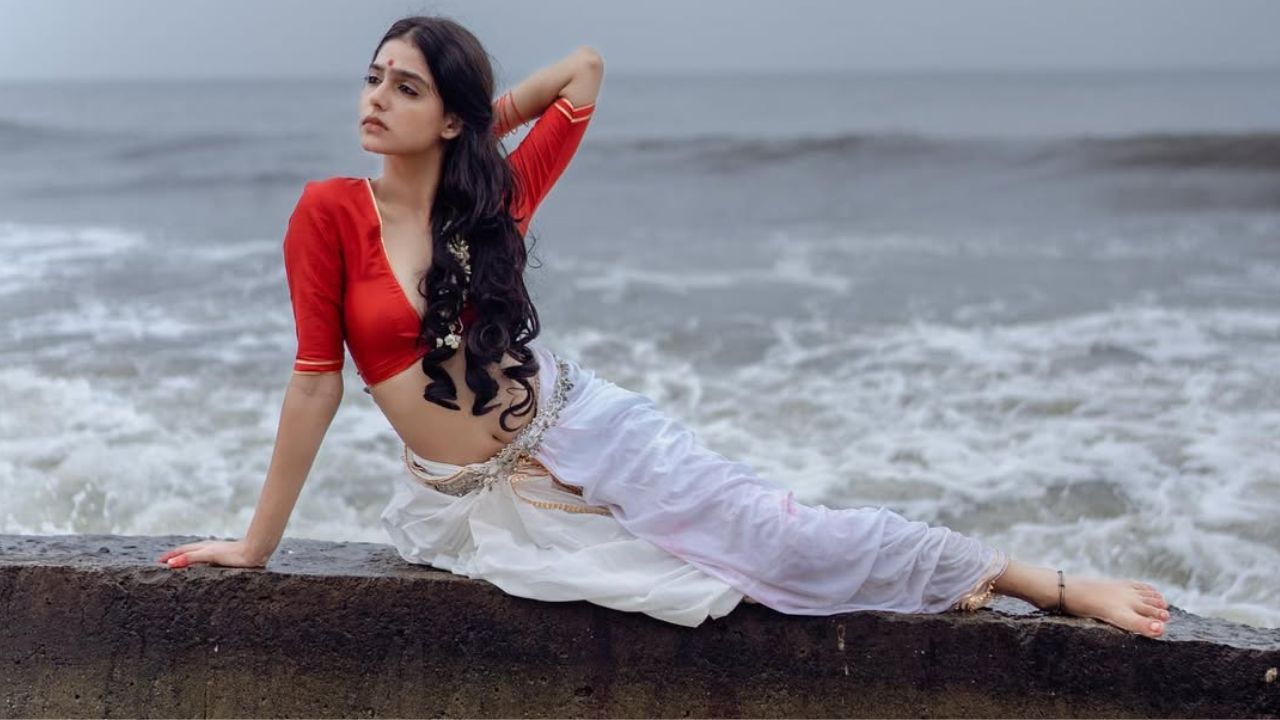 Tollywood : టాలీవుడ్ డెబ్యూతోనే గట్టిగా సౌండ్ చేయబోతున్న అనశ్వర రాజన్