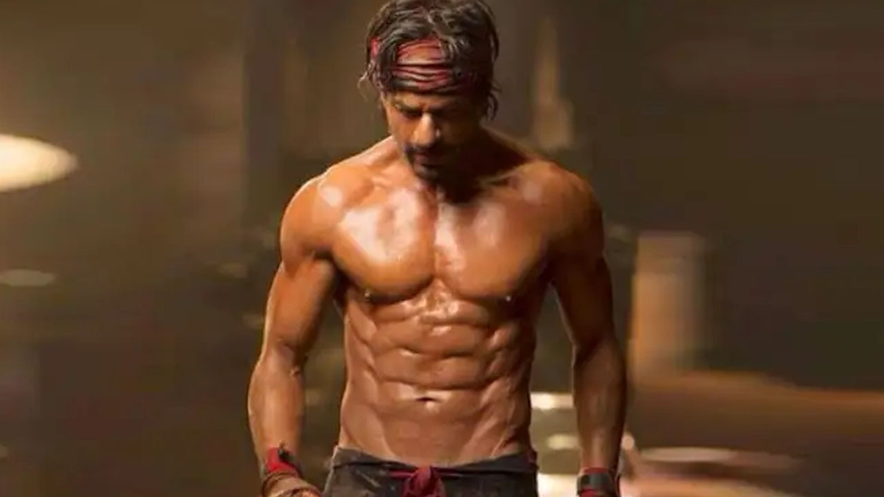 Happy Birthday Shahrukh Khan: నేటితో షారుఖ్‌ఖాన్‌కి 60 ఏళ్లు.. తన ఫిట్‌నెస్ రసహ్యం పంచుకున్న బాలీవుడ్ బాద్షా..