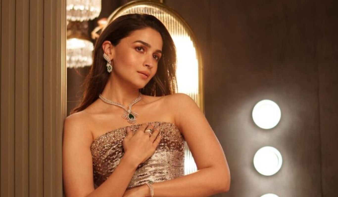 Alia Bhatt : లేటౌతున్న ఆలియా భట్ మూవీస్.. 2025 స్కిప్ చేసిన త్రిబుల్ ఆర్ బ్యూటీ