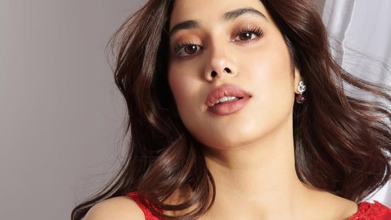 JanhviKapoor: అశ్లీల వెబ్‌సైట్‌లో నా ఫోటో.. జాన్వీ కపూర్ ఎమోషనల్ కామెంట్స్!