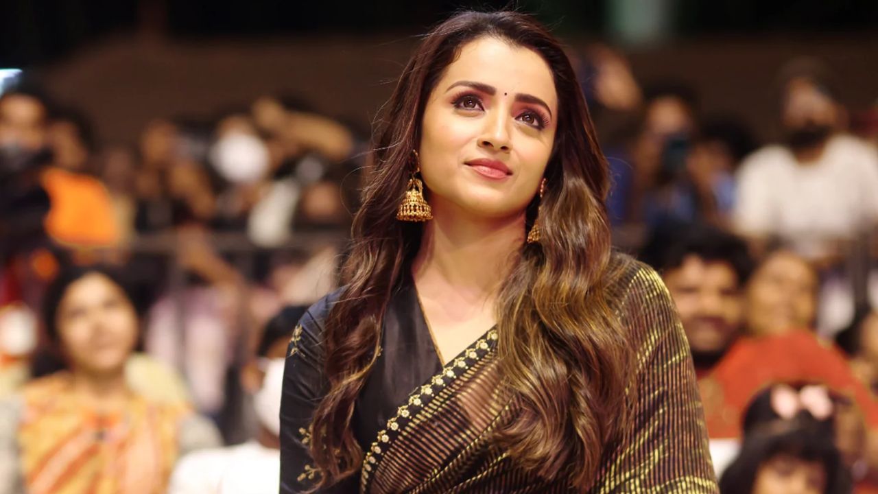 Trisha: త్రిష ఫ్యాన్స్‌కు బ్యాడ్ న్యూస్..!
