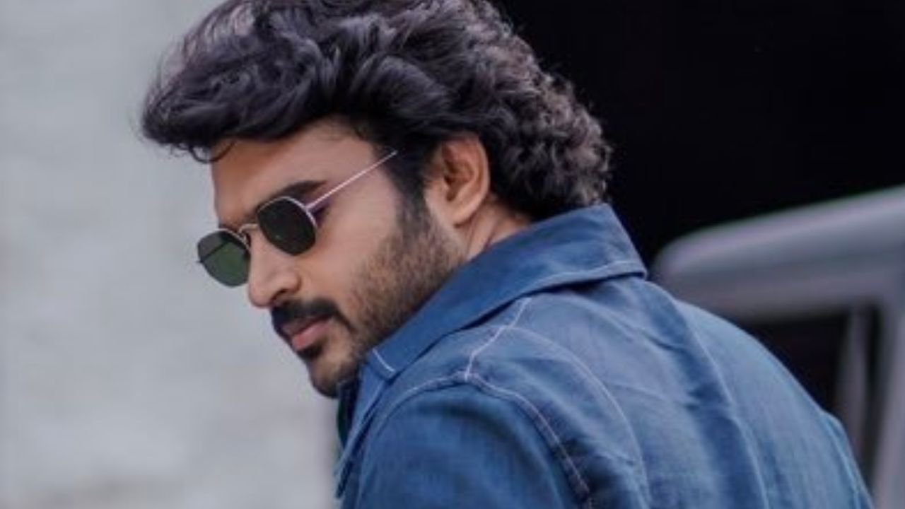 Kiran Abbavaram: ఫ్లాప్ ఇచ్చినా తగ్గేదేలే.. రిస్క్ అని తెలిసినా డైరెక్షన్ వైపు అబ్బవరం..